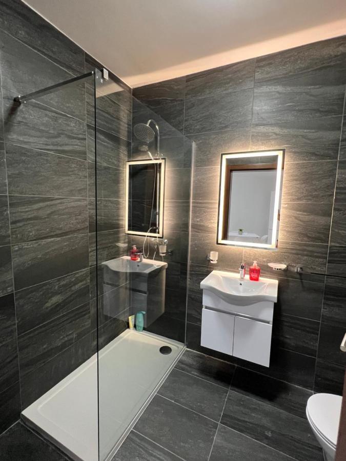 Condo With Patio Overlooking Piazza Gzira Buitenkant foto